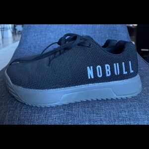 NOBULL Trainers Black/Ivy - Like New